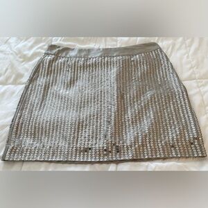 NEW!! GAP Factory Silver Sequin Mini Skirt. Lined. Small Flaw, see photo. Sz 6